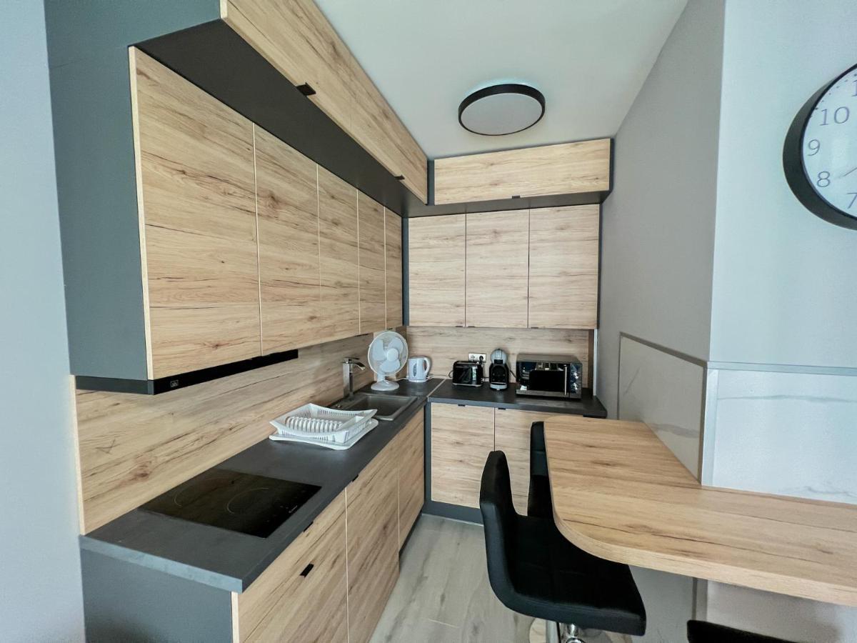 שיופוק Villa Bauhaus Labi Garden Wellness Apartman מראה חיצוני תמונה
